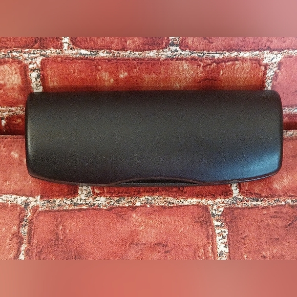 𝘽𝙀𝘽𝙀 𝘽𝙪𝙩𝙩𝙚𝙧𝙛𝙡𝙮 𝙍𝙝𝙞𝙣𝙚𝙨𝙩𝙤𝙣𝙚 𝙀𝙖𝙧𝙧𝙞𝙣𝙜𝙨 & 𝘾𝙖𝙨𝙚 - Picture 7 of 13